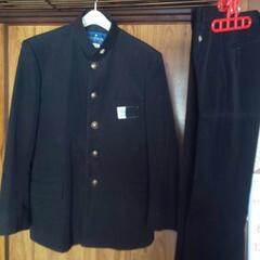 ②旭川市立永山中学校男子制服(上下)、ネクタイ