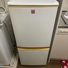 【取引成立】冷蔵庫　冷蔵137L 冷凍46L 1人暮らし向け