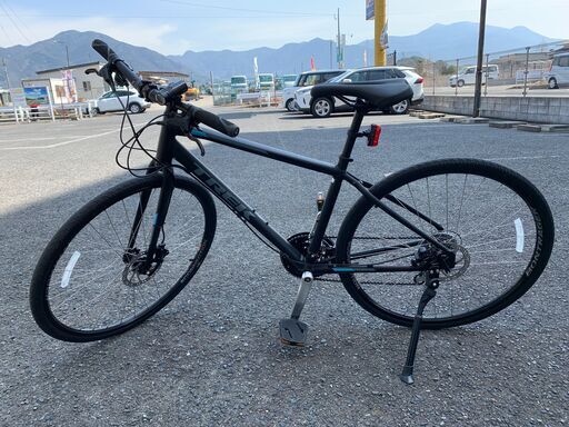 ★来店限定★　□TREK　FX2　ロードバイク　2019年モデル