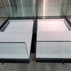 K16 ガラスショーケース　鍵付き！　一箇所欠け有り！　幅150×奥行60×高さ95cm プラクラ東区本町店