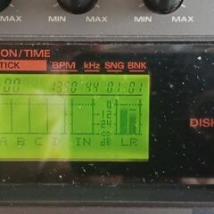 Roland SP 808 4台と部品 1