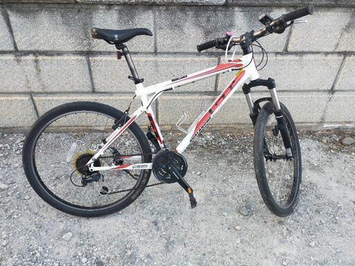 MTB GTアバランチェ3.0 26インチ3×8変速