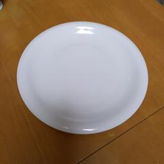 シンプルな大皿