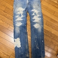 値下げ　Levi'sダメージジーンズ