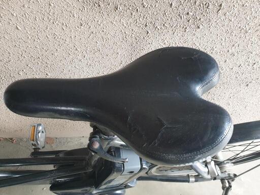 ヤマハ電動自転車(充電器含み)+空気入れ ヤマハ電動自転車(充電器含み)+空気入れ