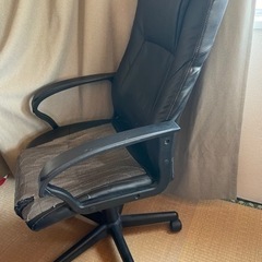【あげます】キャスター椅子【黒】デスクチェア