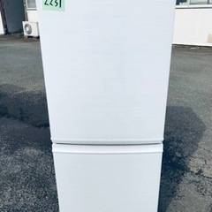 ✨2019年製✨2231番 SHARP✨ノンフロン冷凍冷蔵庫✨SJ-D14E-W‼️
