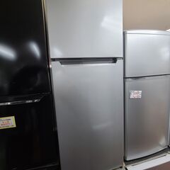 【リサイクルショップどりーむ天保山店】●52●　A-STAGE　２ドア冷蔵庫　2018年製　1～2暮らしに最適１３８L♪　RM-138LL02SL　直冷式　※トレイにワレあり