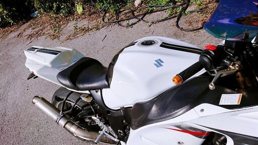 GSX1300R隼 08～ クレバーウルフ ストリートシートカウルASSY CLEVER WOLF（クレバーウルフ） CLEVERWOLF GSX1300R隼 外装セット