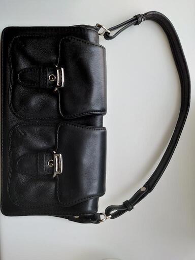 【コールハーン】 Cole Haan ショルダーバッグ レザー ブラック 黒バック