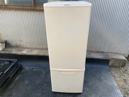 2019年製　Panasonic 冷蔵庫　パナソニック　168L NR-B17CW-W  ノンフライ冷凍冷蔵庫
