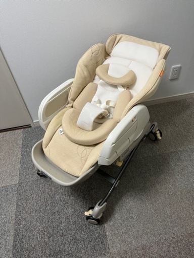 【決まりました】お値下【中古美品】combi 電動バウンサー