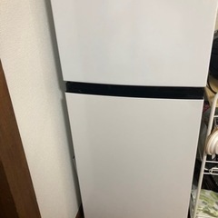 冷蔵庫　Hiesnes  120L