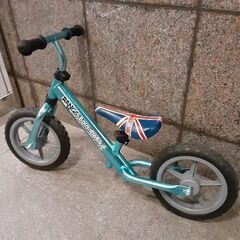幼児自転車　バランスバイク【1万円のもの🔴綺麗です。