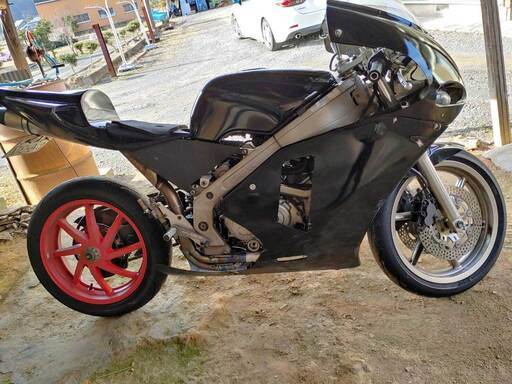 ホンダ スパーダ250　カスタム多数