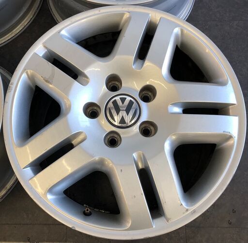 Volkswagen フォルクスワーゲン 純正ホイール 8J×18インチ オフセット