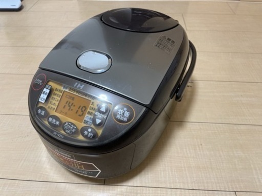 象印 炊飯器 5.5合 IH式 極め炊き 黒まる厚釜 保温30時間 ブラウン NP-VZ10