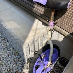 お取引中　　一輪車　スタンド付　紫色