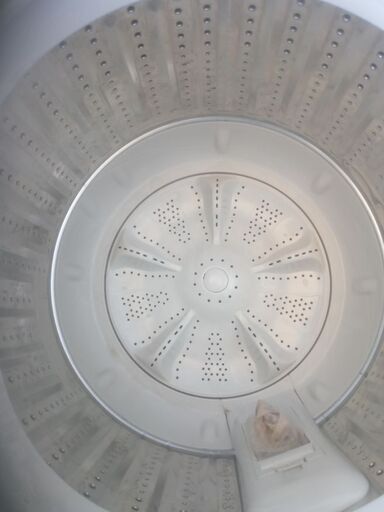 ハイアール洗濯機7キロ2017年西別館においてます