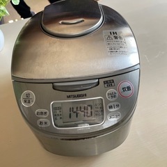 三菱　5.5合　炊飯器　2014年製