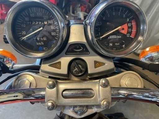 ゼファー1100*火の玉カラー*逆輸入車*オーリンズサス*旧車*稀少車* ゼファー1100*火の玉カラー*逆輸入車*オーリンズサス*旧車*