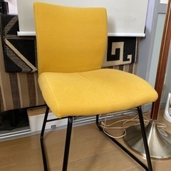 ニトリ購入 黄色い椅子