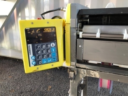 自動クロス糊付け機 プライムミューIII 売ります壁紙 クロス