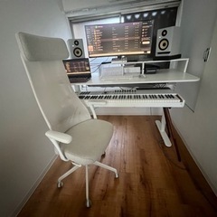 IKEA BEKANT ベカント 電動昇降デスク (定価59,000円/4ヶ月使用)