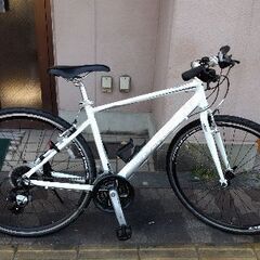 美品☆PRECISION SPOTS[プレシジョン スポーツ]700c クロスバイク アルミ/24speed/ホワイト