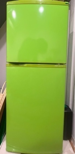 レア品！黄緑の冷蔵庫(AQUA)