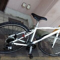 美品☆PRECISION SPOTS[プレシジョン スポーツ]700c クロスバイク アルミ/24speed/ホワイト