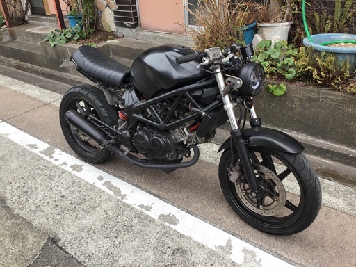 ホンダ　VTR250 カスタム