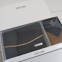 【新品未使用箱入り】CELINE　タオルハンカチ＆ティッシュポーチ