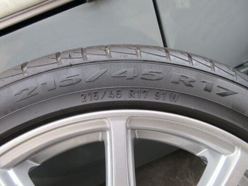 高品質 プリウス等に！17インチホイール 215/45R17 中古品「A」 