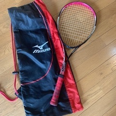 【決まりました】軟式テニスラケット赤