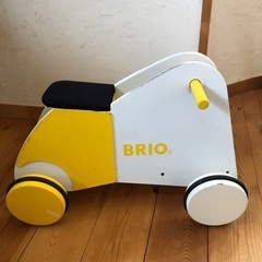 BRIO ブリオ　足蹴り車　4輪車　座面布張り　 木製玩具 車 ...