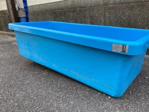 金魚（FRP水槽）譲ります