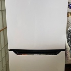 【ネット決済】冷蔵庫　ハイセンス　幅48cm 150L パールホ...
