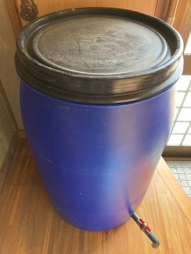 金魚（貯蓄水容器）譲ります