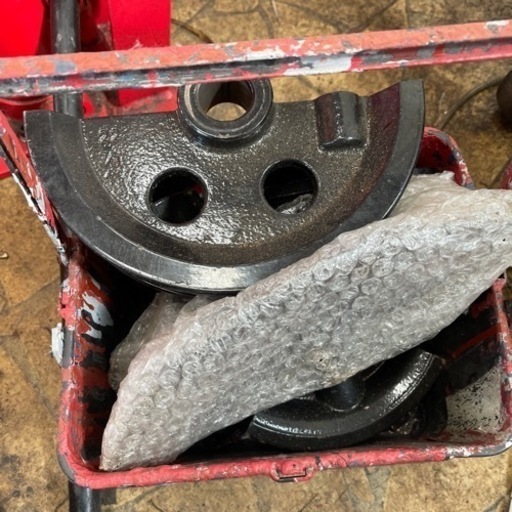 パイプ曲げ器、12トン、整備部門廃止に伴い、工具個別販売します、