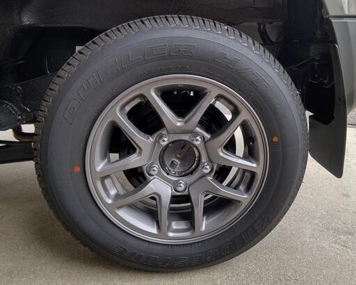 お話し中　ジムニーJB64　ホイール無し　 タイヤのみ　4本　175/80R16
