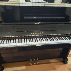 前回沢山のお問い合わせいただいたヤマハピアノ、売約済みになりました。121センチ、3本ペダル、綺麗です。