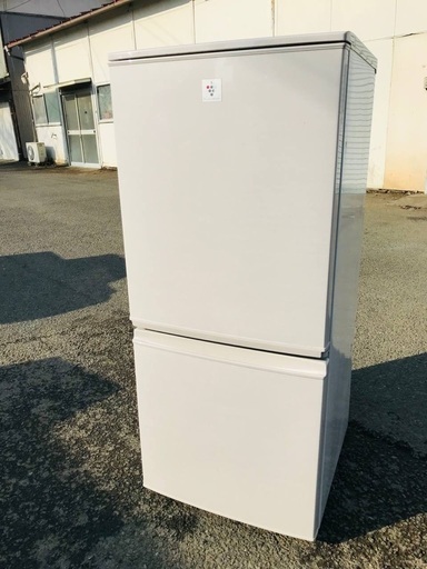 ♦️EJ2250番 SHARPノンフロン冷凍冷蔵庫 【2015年製】