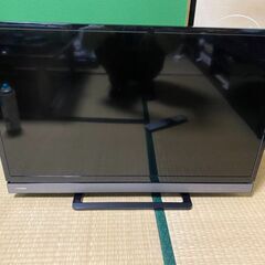 TOSHIBA　液晶テレビ　32V31　2017年製　32型　美...