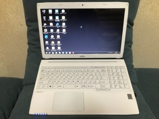 富士通 FMV LIFEBOOK AH45/T 美品 すぐ使えます