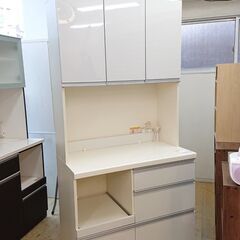 IDC大塚家具☆パモウナ キッチンボード 3枚扉 ソフトクローズ ホワイト 