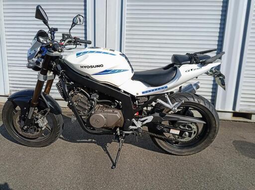 高級素材使用ブランド HYOSUNG GT250R 所沢市 低走行車 7000キロ以下