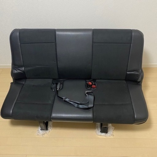 日産 キャラバン NV350DX（E26) 標準幅セカンドシート 後部座席