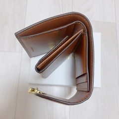 セリーヌ三つ折財布