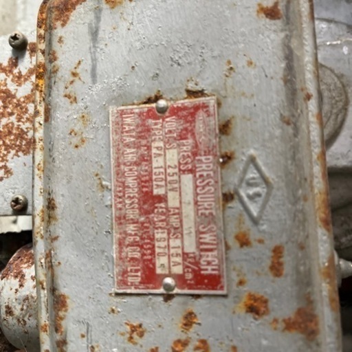 コンプレッサー100vで使用してました　200vも、可能です